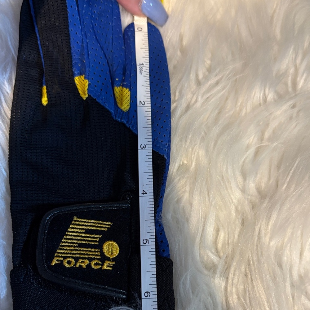 New Chill Racquetball Glove - Blue and Black - Picture 4 of 9